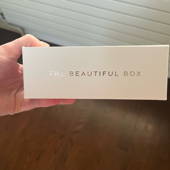 Luzern Laboratories The Beautiful Box new - Picture 5 of 5